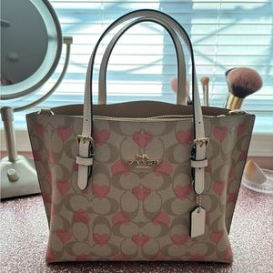 Coach Molly Tote 25 Signature Canvas Pink Heart Print